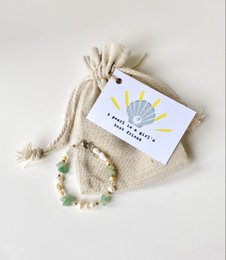 Bracciale con perle d'acqua dolce verde chiaro