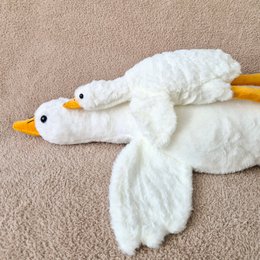 Gilly Goose Hug - Soft Cuddle Goose 50 cm | Regalo di maternità perfetto