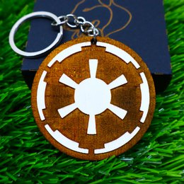 Tornari in legno di Star Wars - Anelli di chiave in legno tagliate a mano dipinti a mano - Mandaloriano, Jedi, Empire, Rebel, Republic, First Order - Gift Geek per i fan