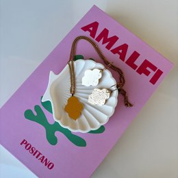 CALLIOPE – Hammered Gold Hoops in Brass