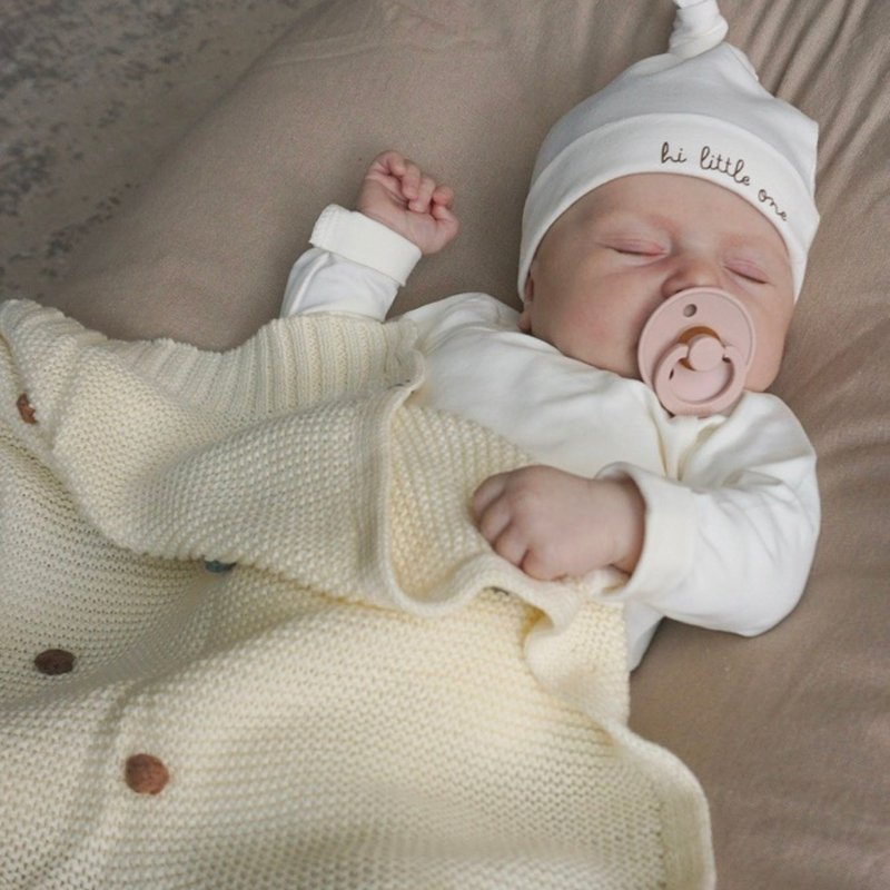 Gebreide Baby Deken | Wiegdeken | Wikkeldoek | Ivy and Soof