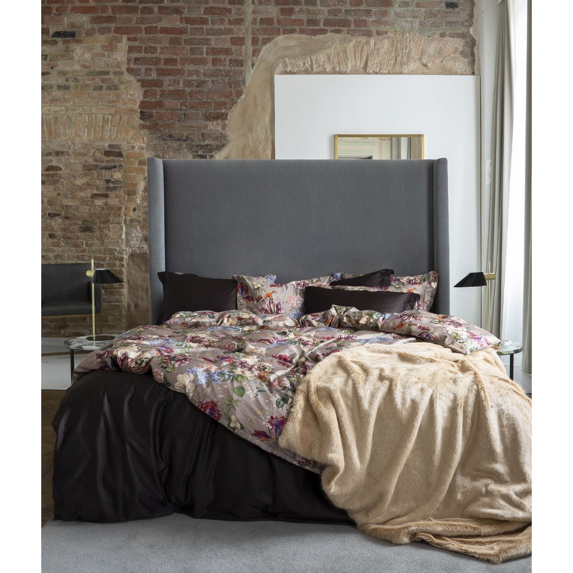 Satijnen beddengoedset Magic Garden Grey Cliff