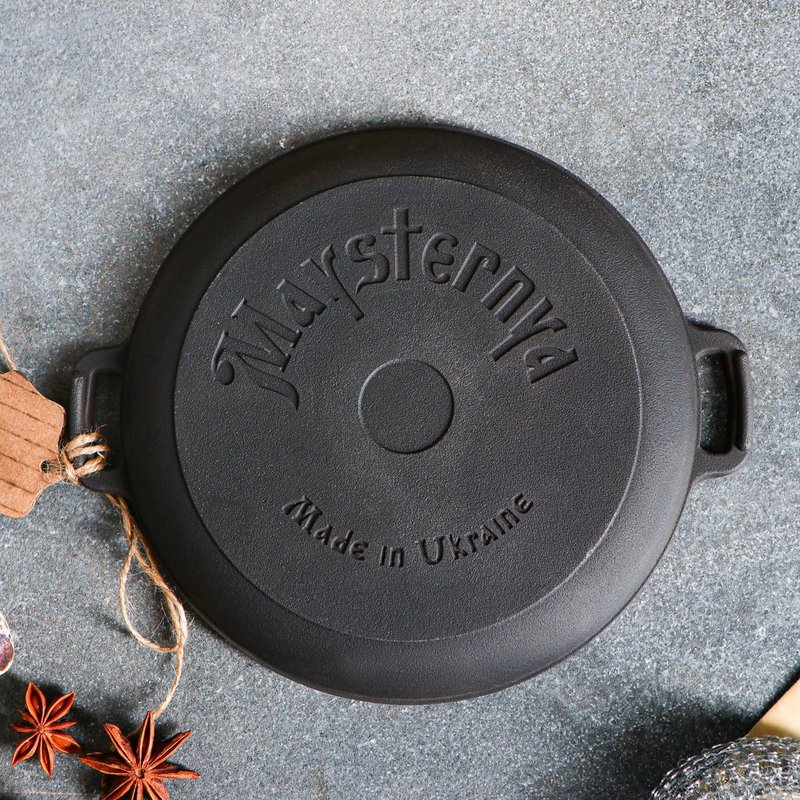 Støbejern BBQ pan ø18 cm - lille stegepande til grill, ovn og udendørs køkken - bageplade til æg, snacks & tapas - Matt Black