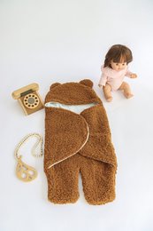 Couverture d'emmaillotage en peluche