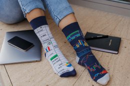 Finanzsocken | Socken für Investoren – lässige, unpassende Socken