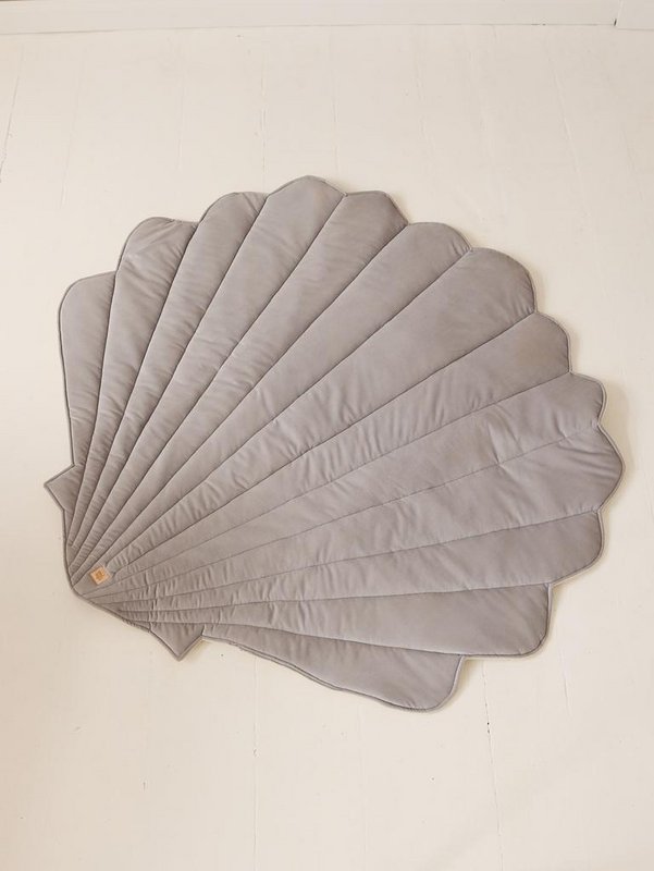 Aksamitna mata muszelkowa „Dove grey”