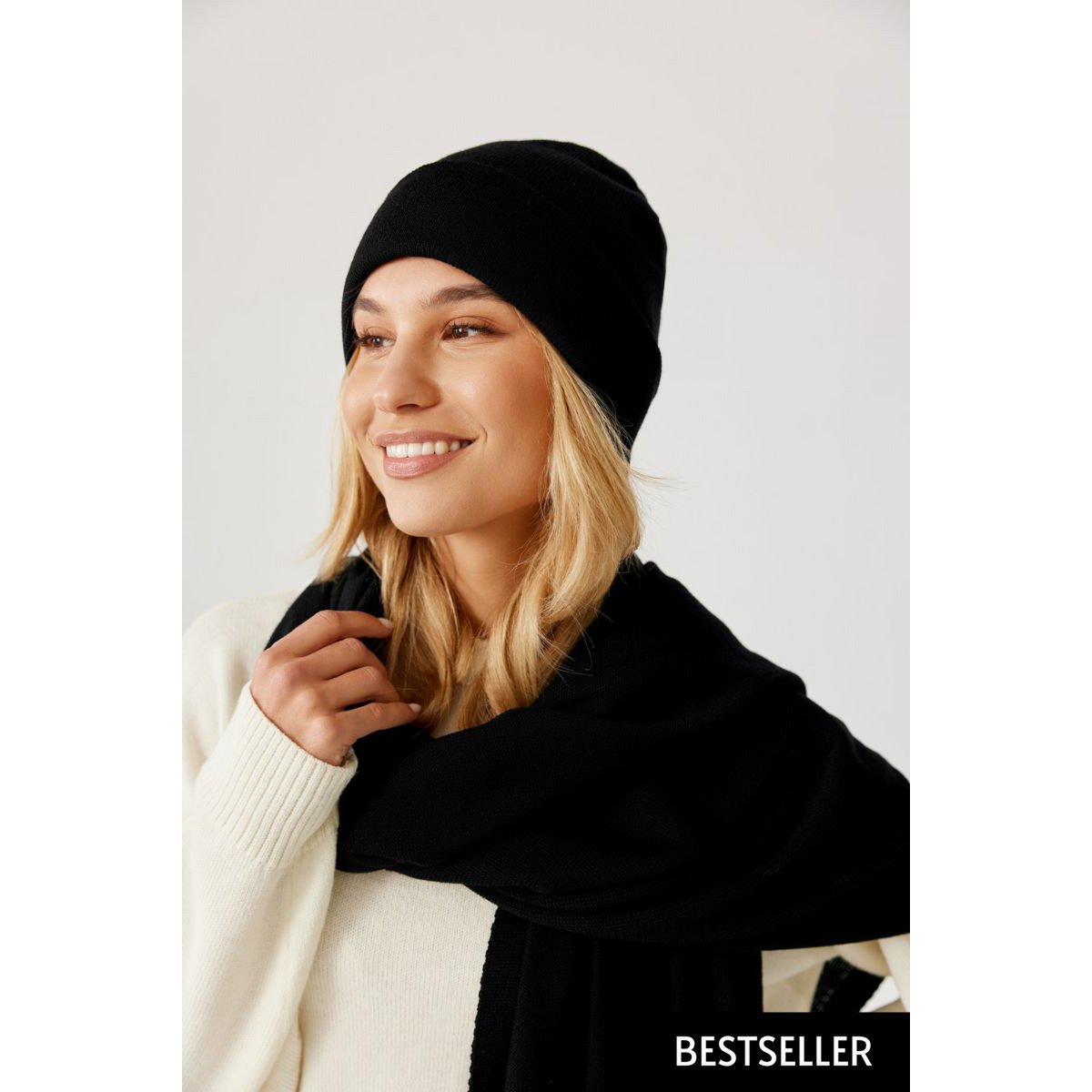 Gorro NAOMI - 100% lana merino - negro
