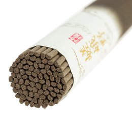 Tokusen Sagano (Sandalwood and Agarwood) incense sticks, a Christmas gift. The incense sticks are cylindrical in shape, made of sandalwood and agarwood, and have a traditional Japanese design on the packaging.