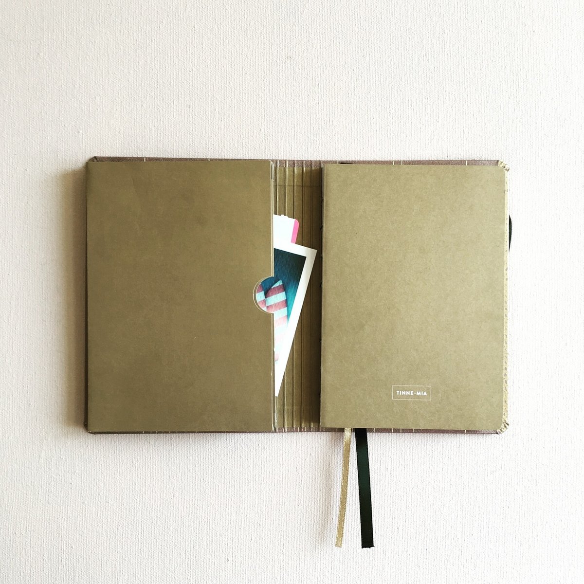 Adressboek - Mustard