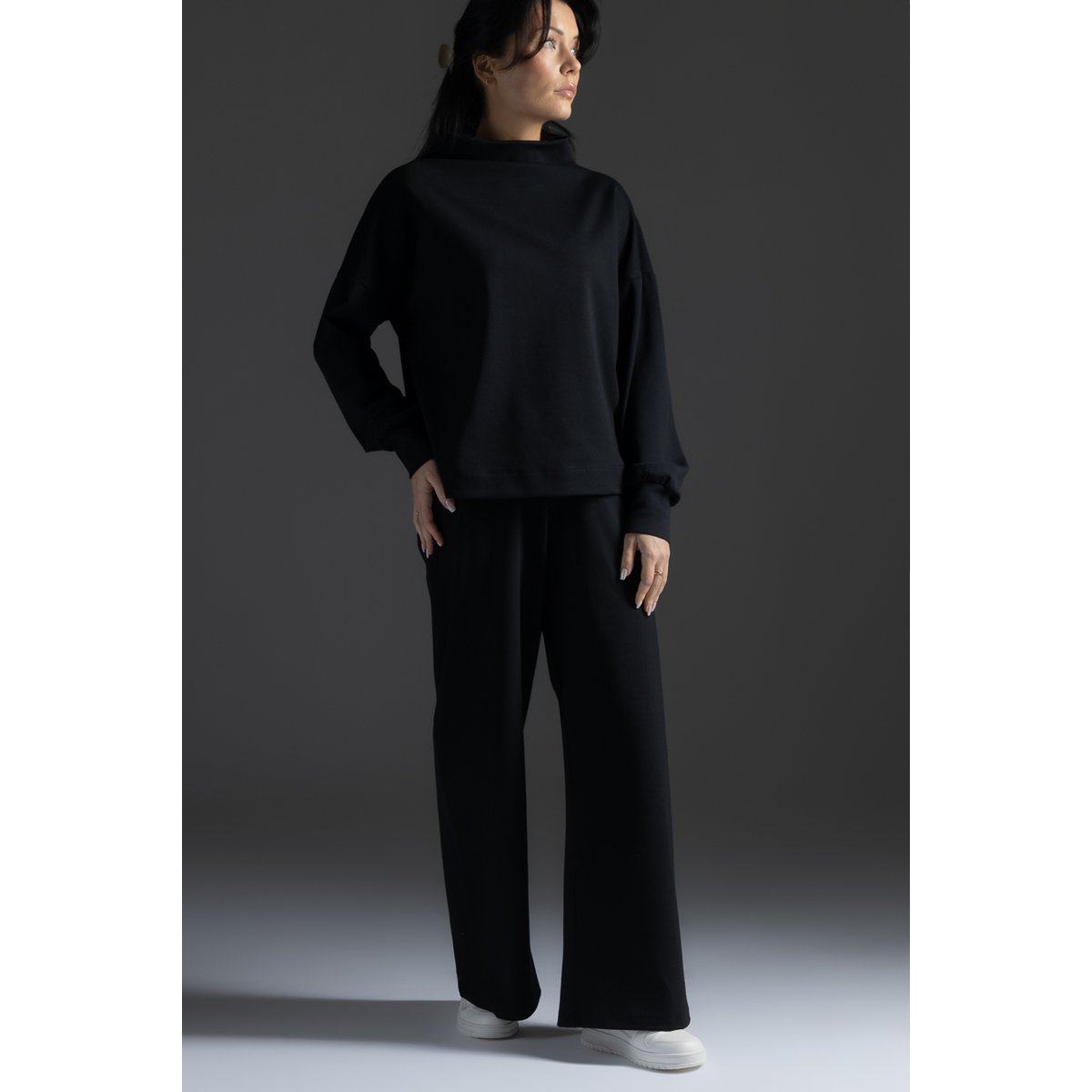 Lounge by Luin Bluse, sort