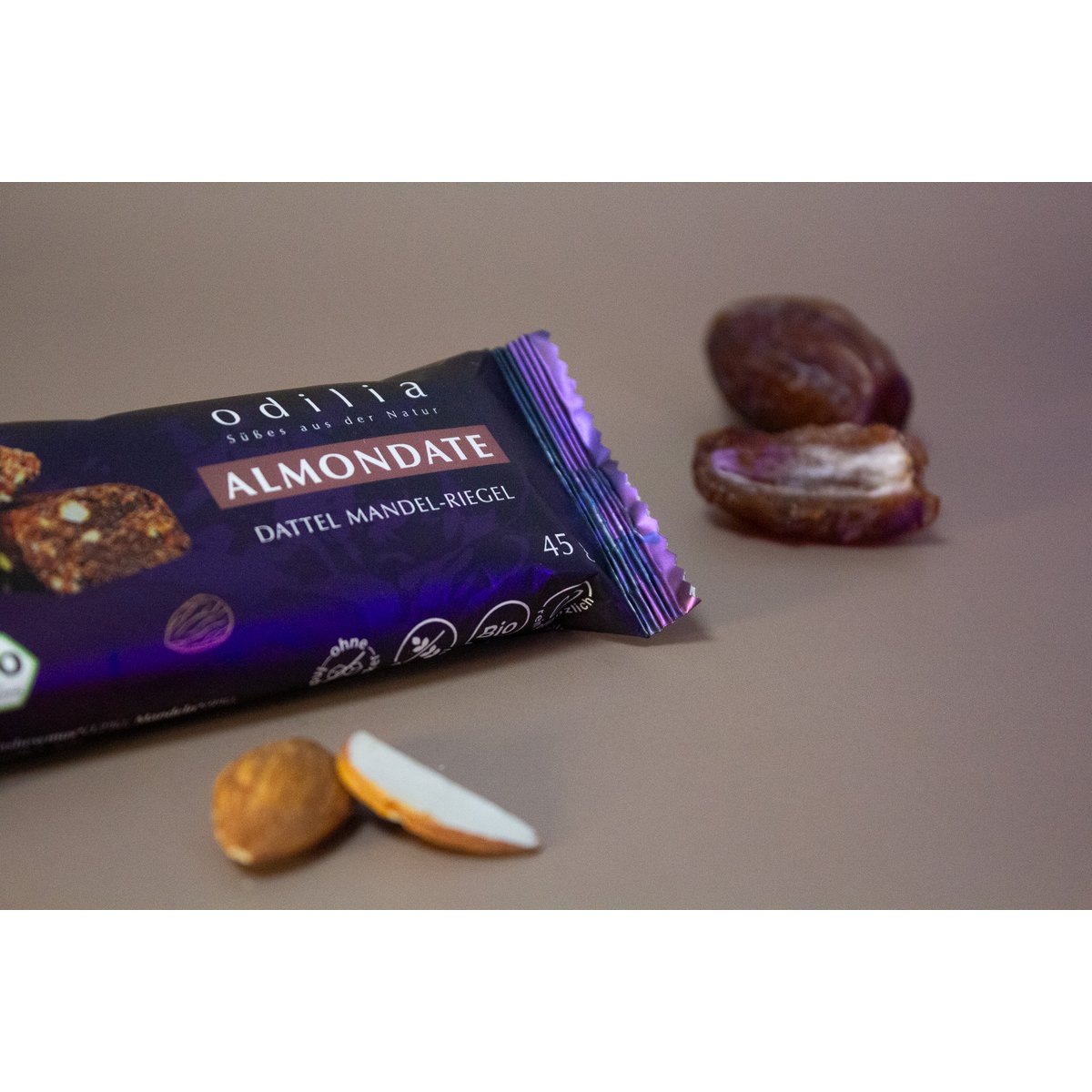AlmonDate organic date almond bars