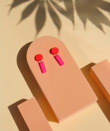 Mini Sticks Statement Øreringe - brandrød pink
