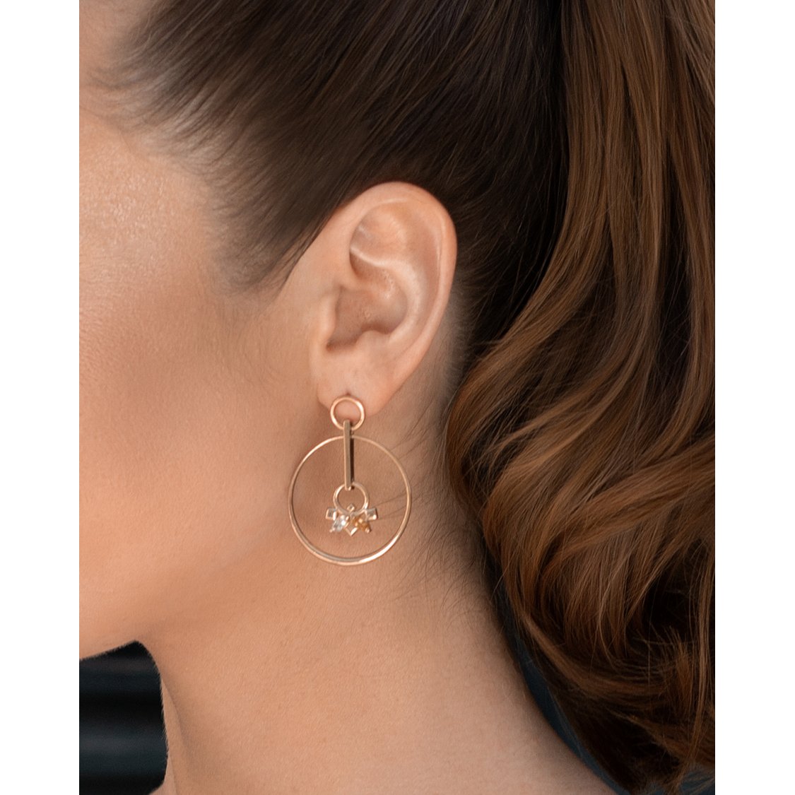 Daring Infinite Earrings Gold
