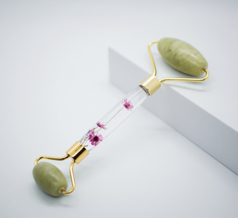 Jade flower roller