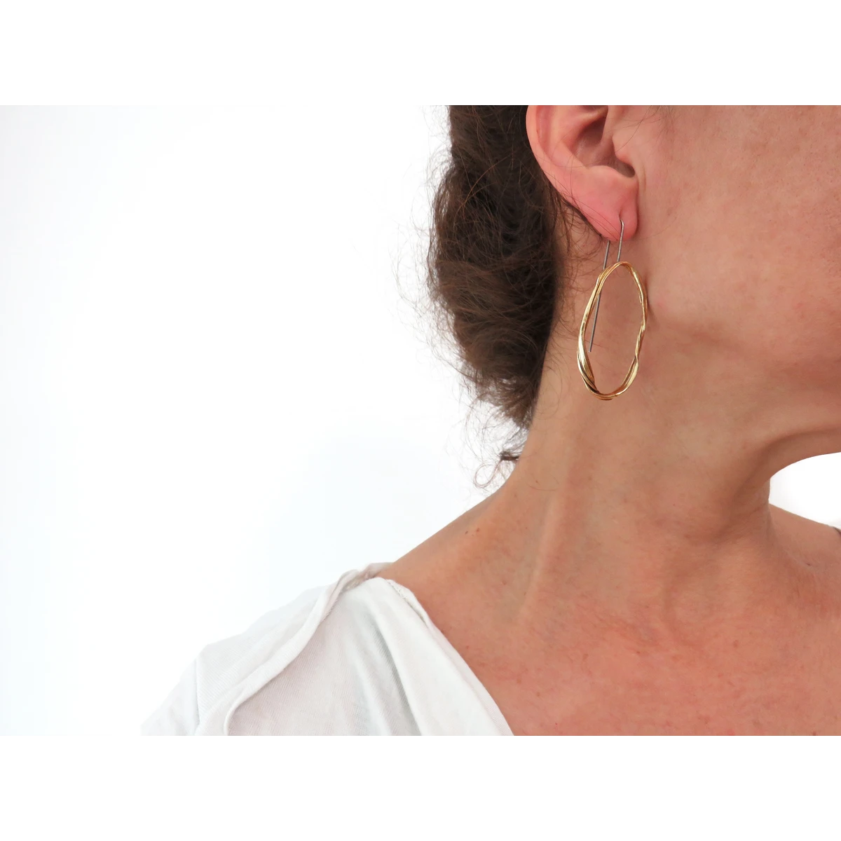 Boucles d’oreilles pendantes en bronze oxydé – Sculptural Organic