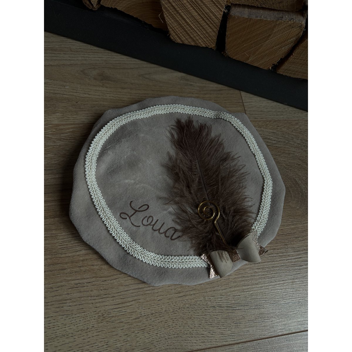 Pete hat - Beige with gold bow