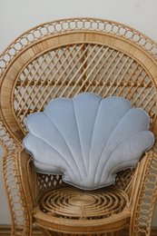 "Blue Pearl" Velvet Shell Pude