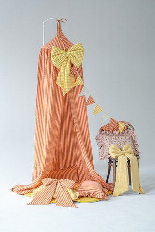 Nursery canopy with ruffle "orange and pink"