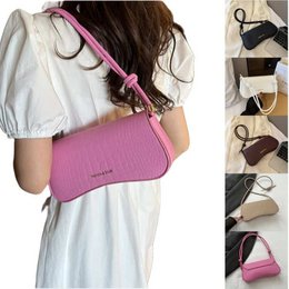 Sommer Minimalistisk PU-underarmstaske Chic ensfarvet firkantet skulderpung Alsidig crossbody-tote til kvinder Elegant kontor