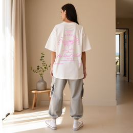 Oversized T-Shirt "Hot Ladies prefer Spicy Margaritas"