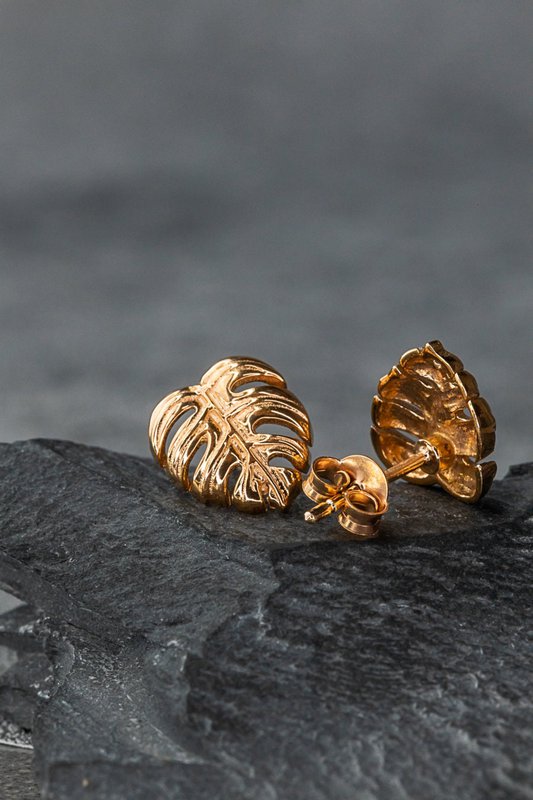 Monstera Leaf Stud Øreringe - 925 Sterling Rose Guldbelagt - Eksotiske blade smykker - OHR925-89