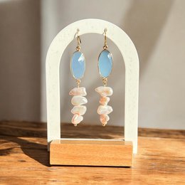 Nyra - Handcrafted earrings with baroque pearls