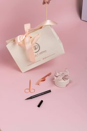 Lovely Lashes Deluxe Kit with Black Eyeliner