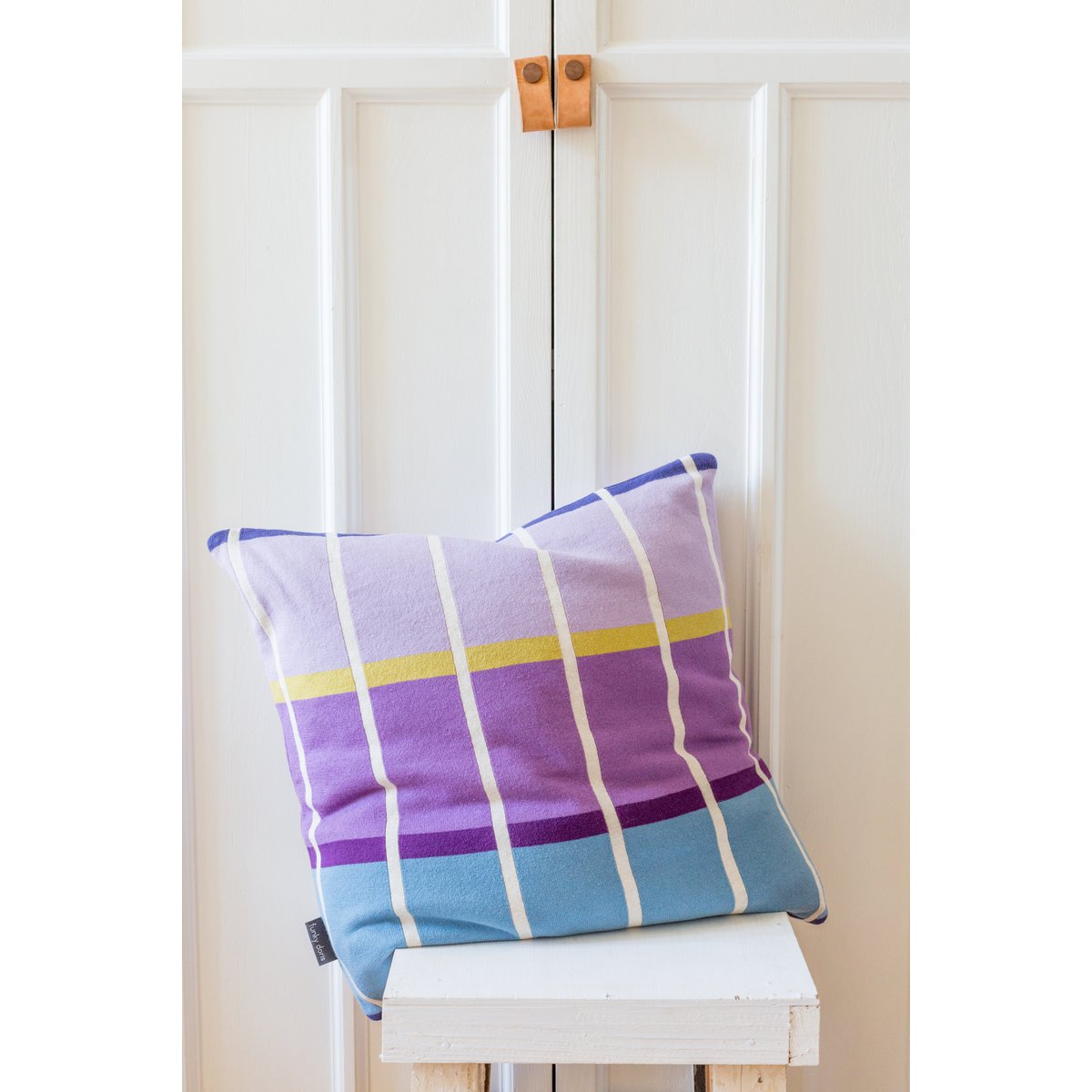 Alvin Pillow Viola, morbida maglia di cotone jacquard