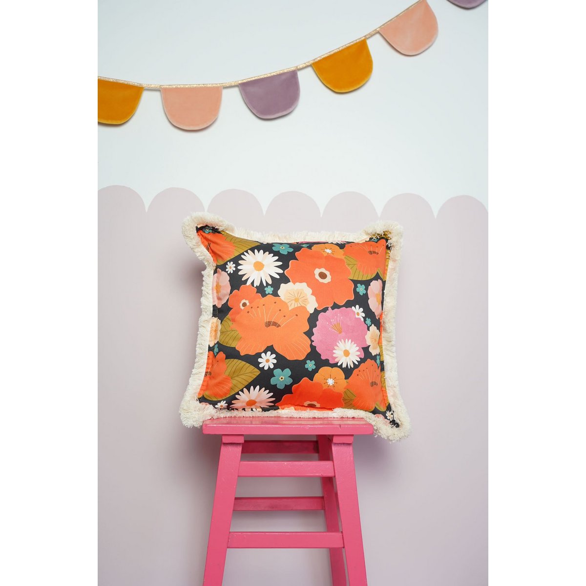 Pillowcase with fringe "Picnic with Flowers"