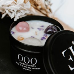 Black manifest candle 000