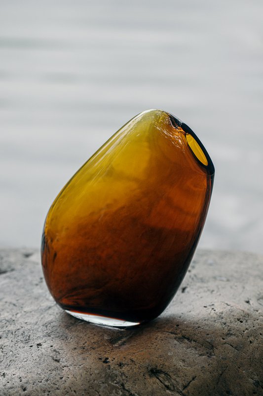 Tall modern vase of very innovative sober design, KOOKY30AM