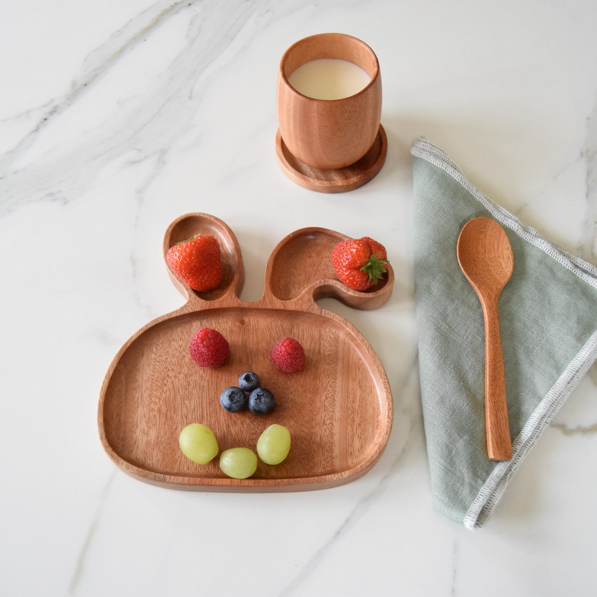 Handmade Kids Plate - Rabbit - Eco-friendly - Khaya wood