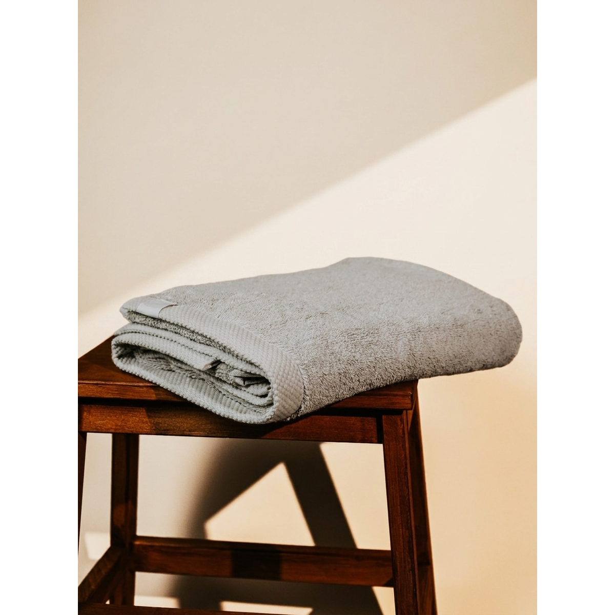 Pamukia GOTS Organic Cotton Terry Bath Towel 70 × 140 cm | Essence Collection