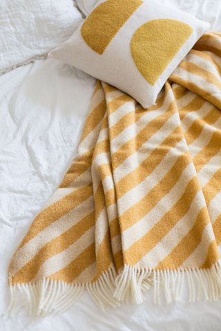 Filip Yellow Lightweight Pure Norwegian Wool Blanket