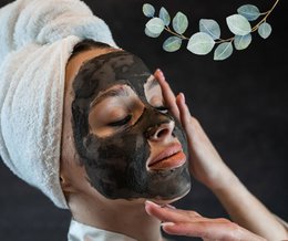 Face mask activated carbon - deep cleaning and clarifying for blemished skin