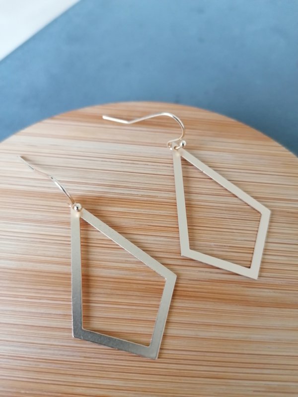 rhombus (gold)