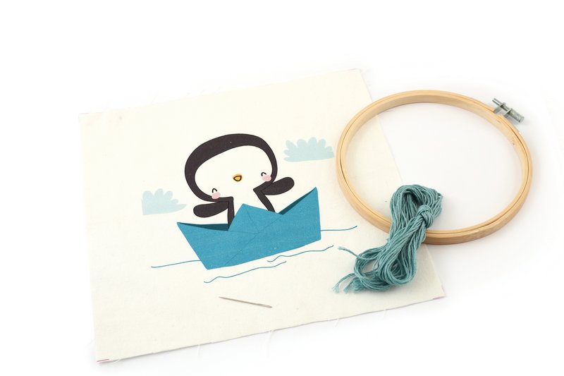 SET DA RICAMO CAP'TAIN PINGUINO