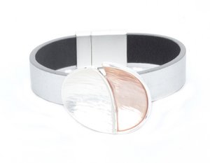 Magnetic bracelet with matte silver leather strap