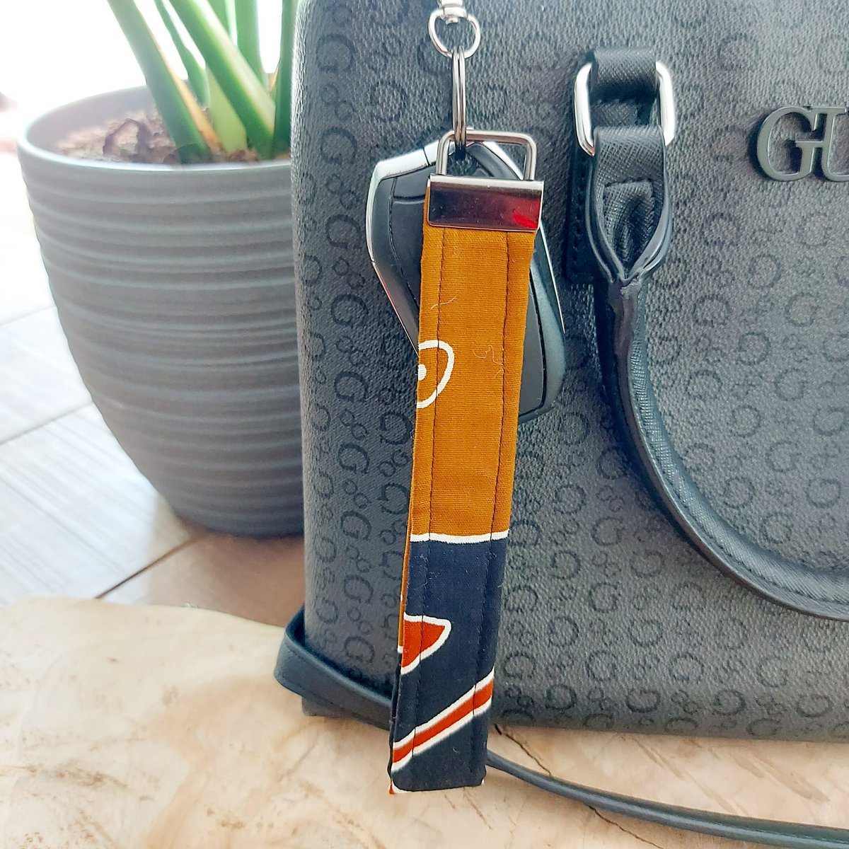 Afrikanischer Druck und Schlüsselanhänger aus Leder | Armband | Schlüsselhalter