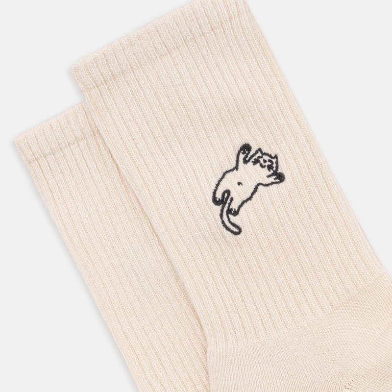 Bio Socken Cat Nap - Naturweiße Tennissocken mit Katze, Stickerei