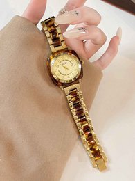 Mindu - Square Statement Retro Women's Watch