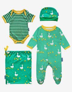 Organic cotton baby gift set with romper, hat and body with duck print