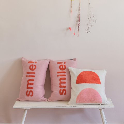 Smile Pillow Pink, Punch Needle Embroidery