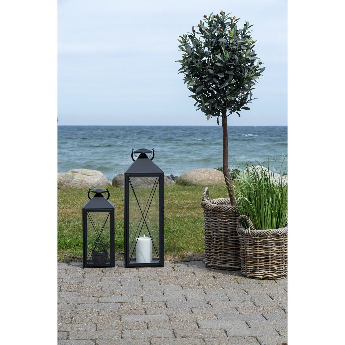 Casa Lantern, set of 2 - Lantern, steel and glass, black, set of 2