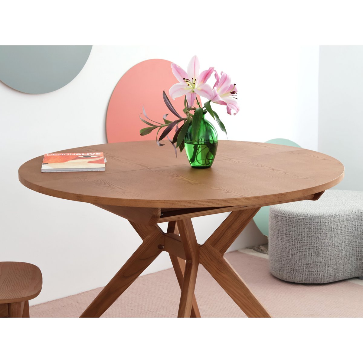 Round extendable dining table Biju veneered
