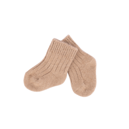 Cozy camel wool socks for kids, featuring a ribbed knit design for a comfortable fit.