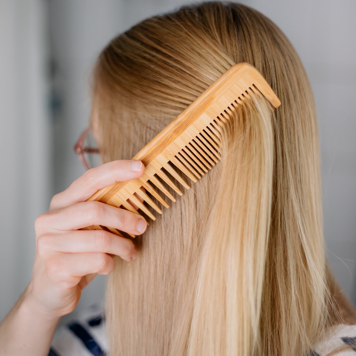 Pettine per capelli in bambù
