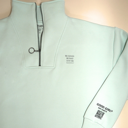 Half Zip Sweat "BE GOOD BE BAD JUST BE" - Schwarz