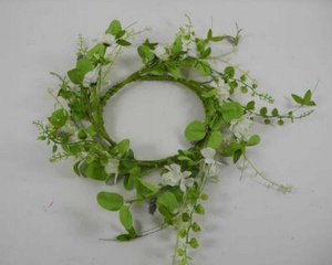WREATHE LVS+FLOWERS 1PC WHITE