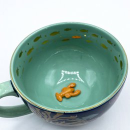 Coral Lobster Cup